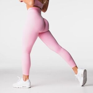 NVGTN Baby Pink Lift Seamless Leggings SIZE SMALL
